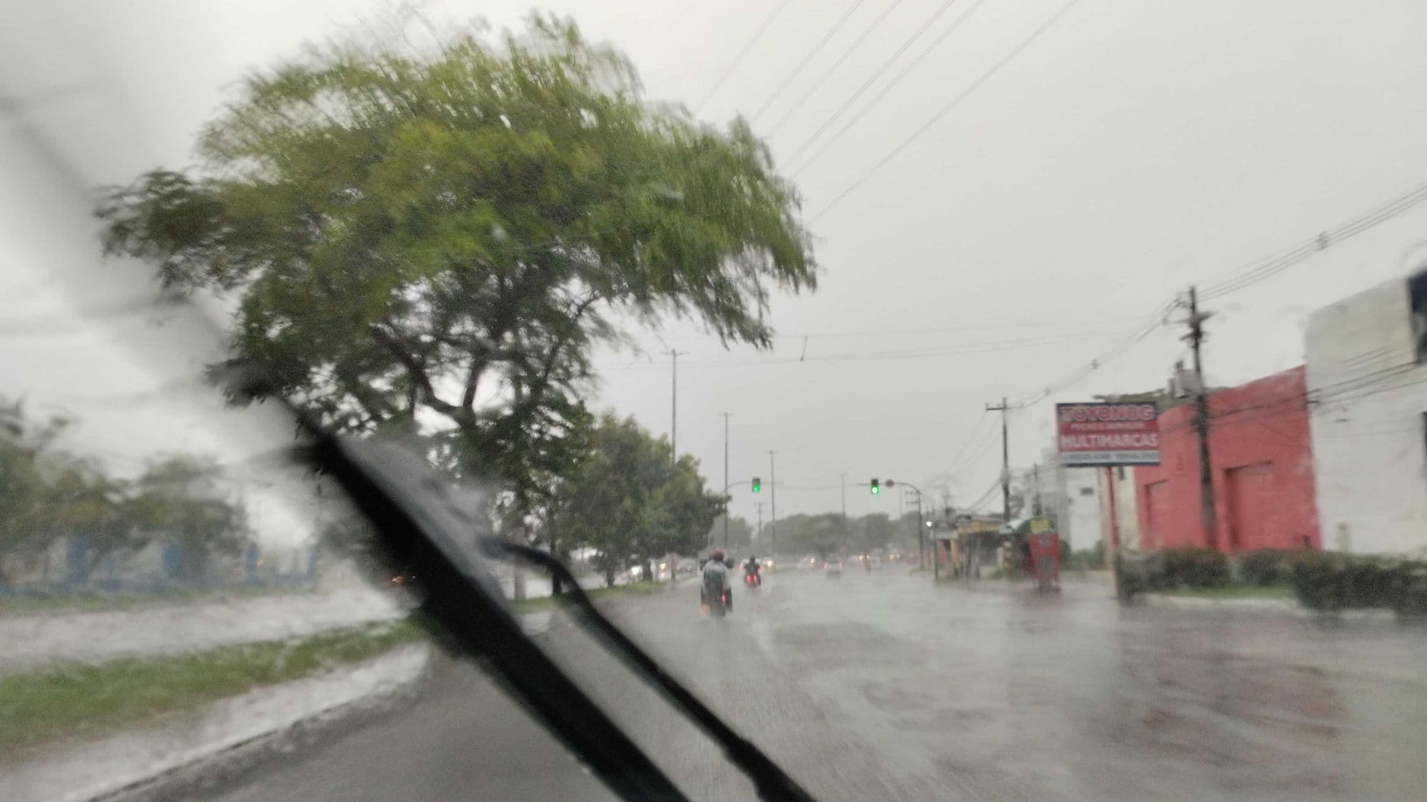Street view near Pousada Love, Aracaju — © Kaart_Local (CC BY-SA · Mapillary)
