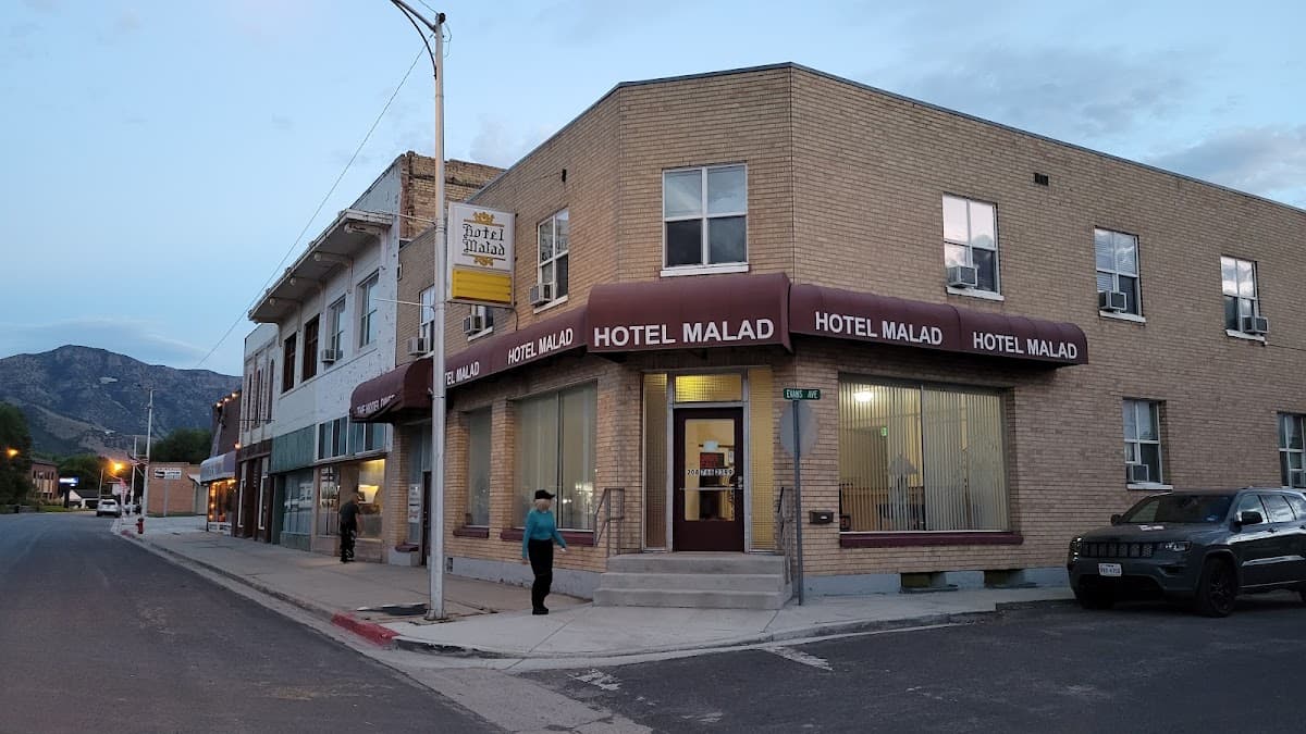 Hotel Malad, Hotel in Malad City