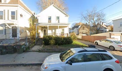 8 Keewaydin Dr, Salem, New Hampshire,, Hotel in Manchester