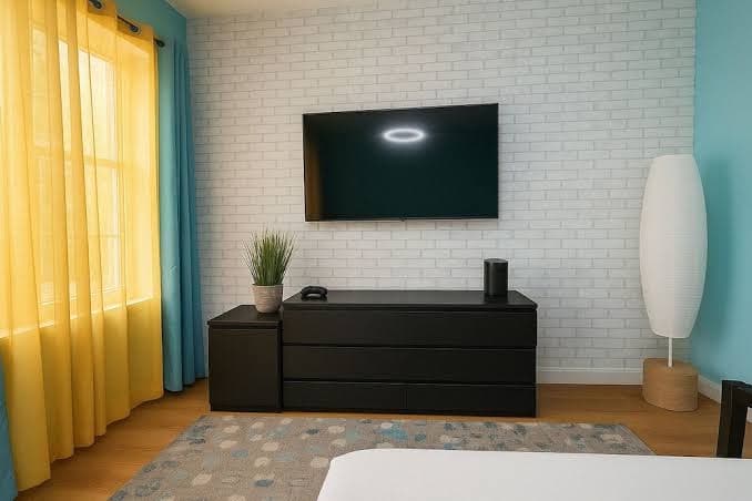 Blue style Room in Guesthouse with shared bathroom, Guesthouse in Harlem