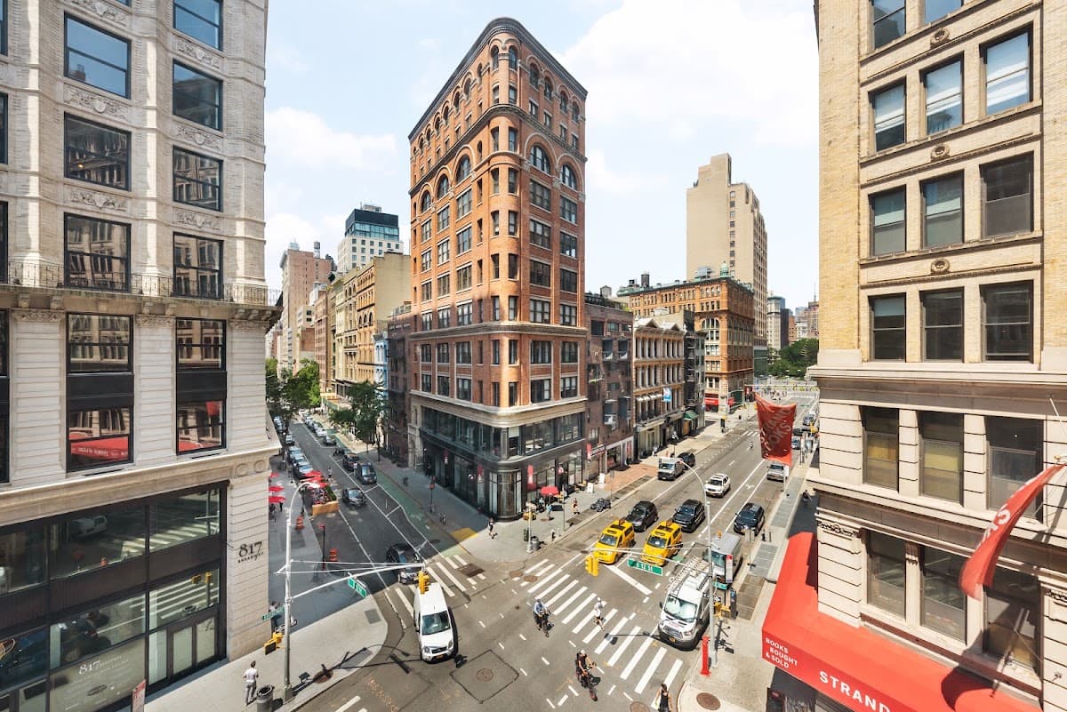 60 East 12th Street by Furnished Quarters, Aparthotel in East Village
