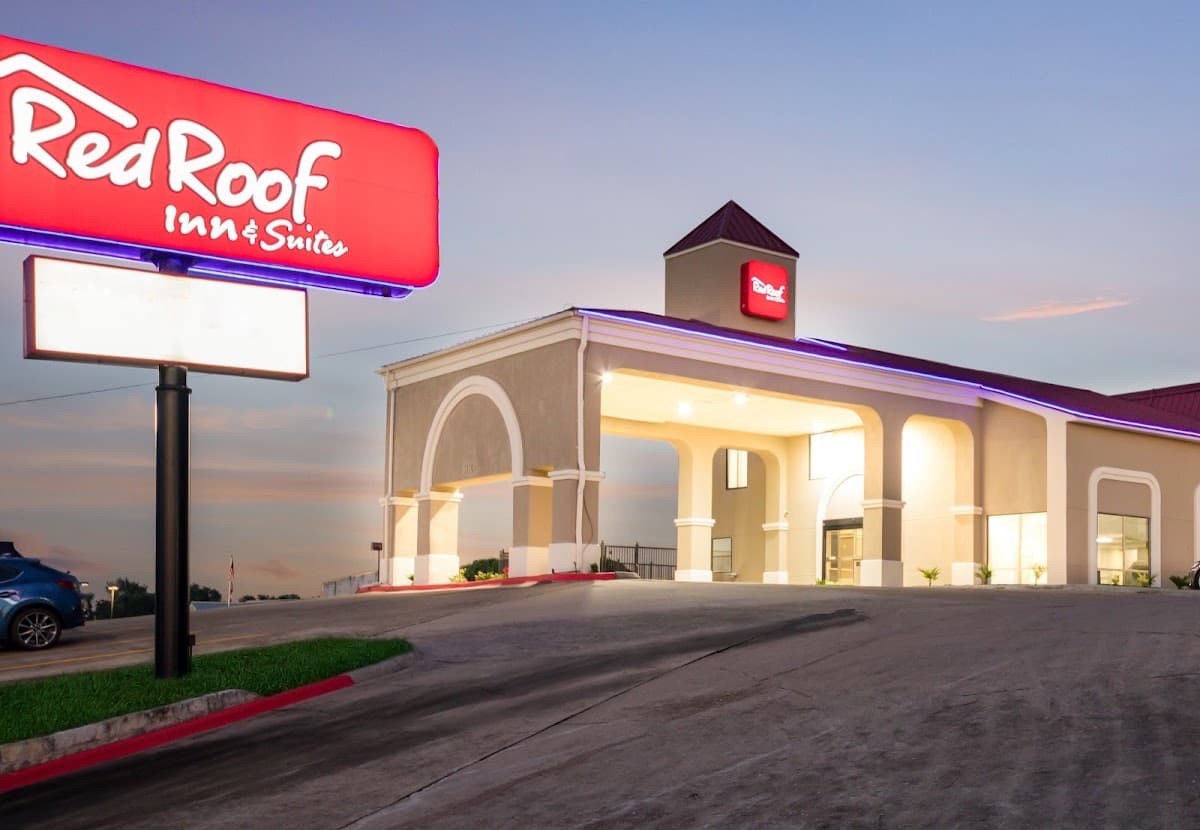 Red Roof Inn & Suites Austin East – Manor, Hotel in Manor