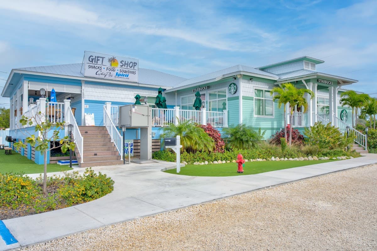 Captain Pip's Marina & Hideaway, Hotel in Marathon