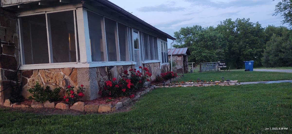 Granny's House by The Coleman Vault, Holiday Home in Marionville