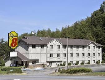 Super 8 by Wyndham Martinsville VA, Hotel in Martinsville