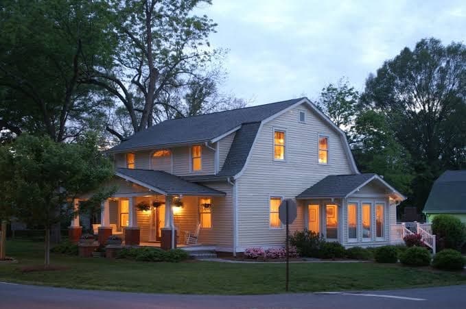 Lemmond House Bed and Breakfast, Bed & Breakfast in Matthews