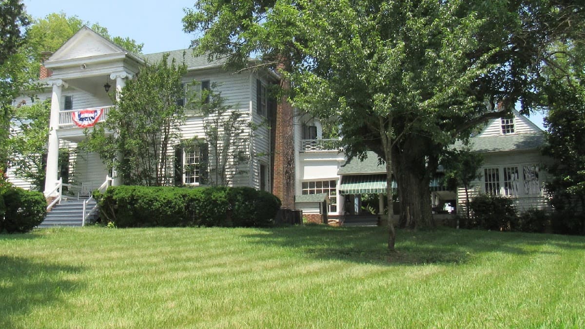 The Boxley, Bed & Breakfast in Mayodan