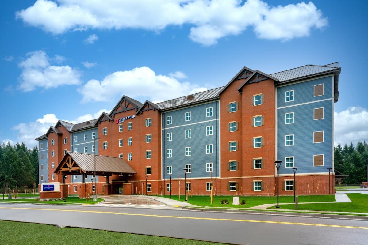 Candlewood Suites Building J0550, Aparthotel in McChord Air Force Base