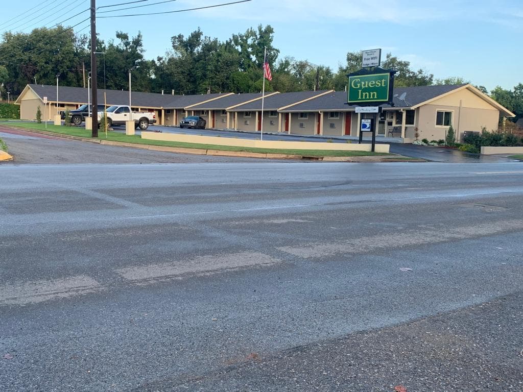 Guest Inn, Hotel in Ponca City