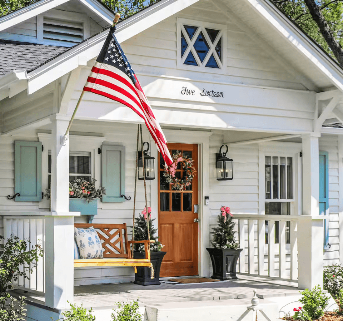 Cupola Lane Cottages, Hotel in McKinney