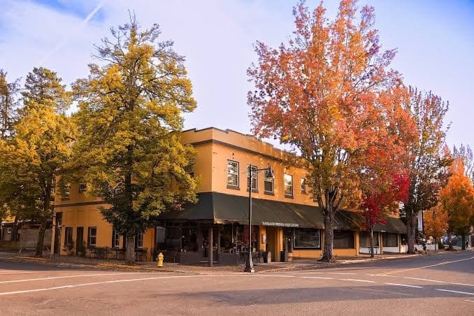 Douglas On Third, Hotel in McMinnville