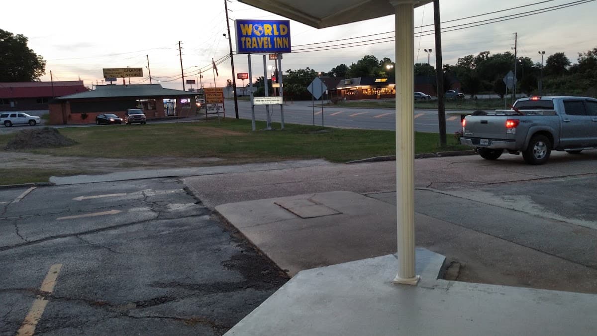 World Travel Inn, Hotel in McRae