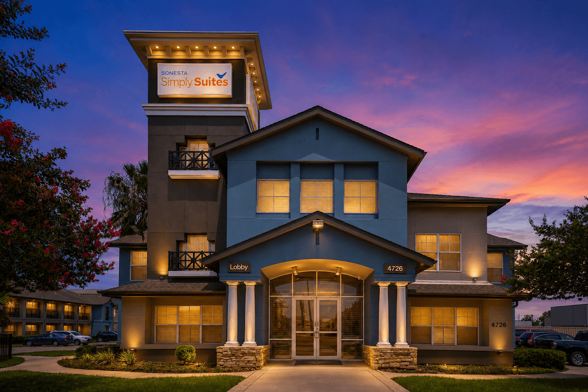 Sonesta Simply Suites Stafford, Hotel in Meadows Place