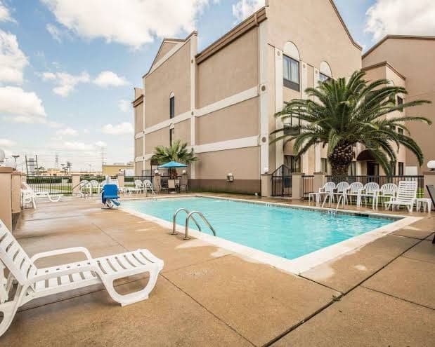 Spark by Hilton Stafford Sugar Land, Hotel in Meadows Place