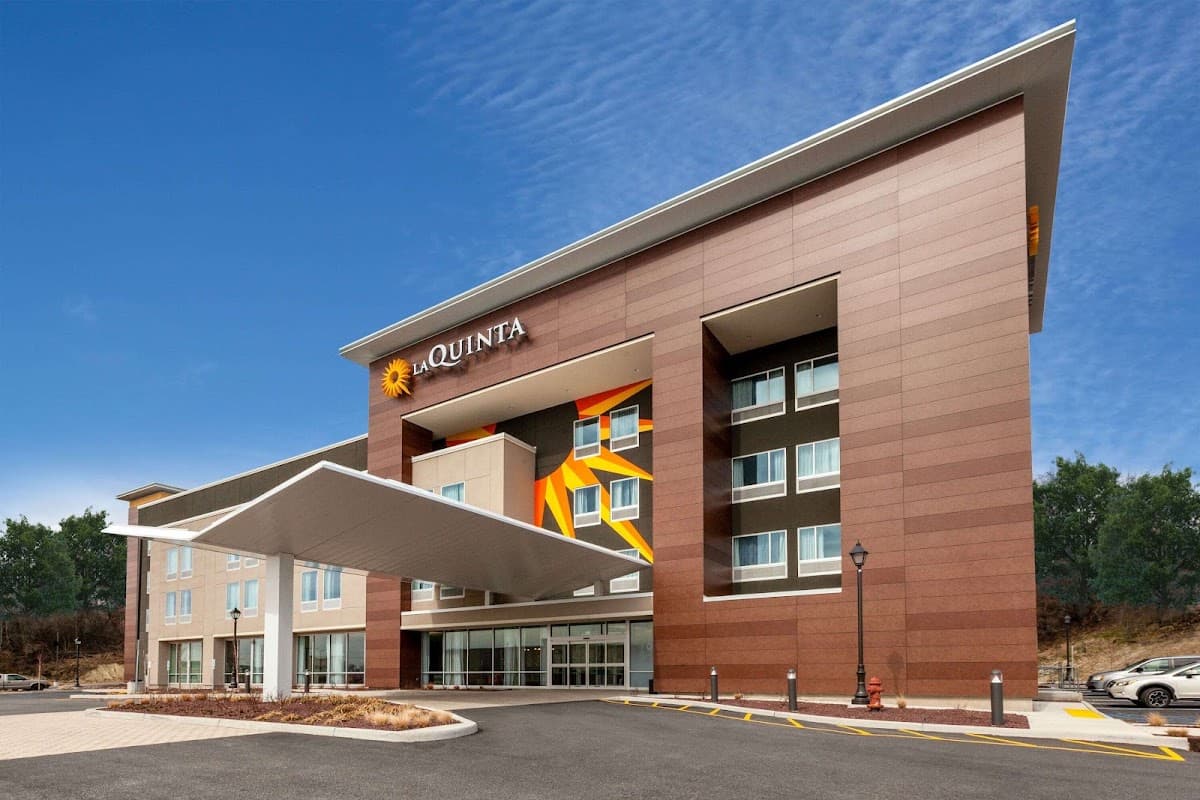 La Quinta Inn & Suites by Wyndham Middletown-Goshen, Hotel in Scotchtown
