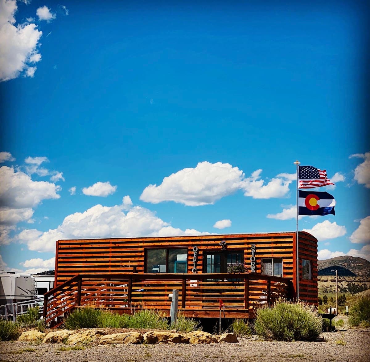 Trail and Hitch RV Park and Tiny Home Hotel, Hotel in Meeker