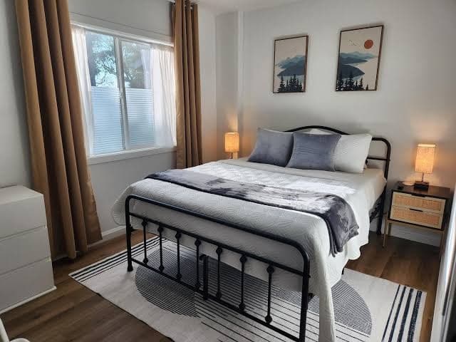 Bright & Charming 3-bedroom in wonderful Portland with AC & Dedicated Office, Hotel in Metzger