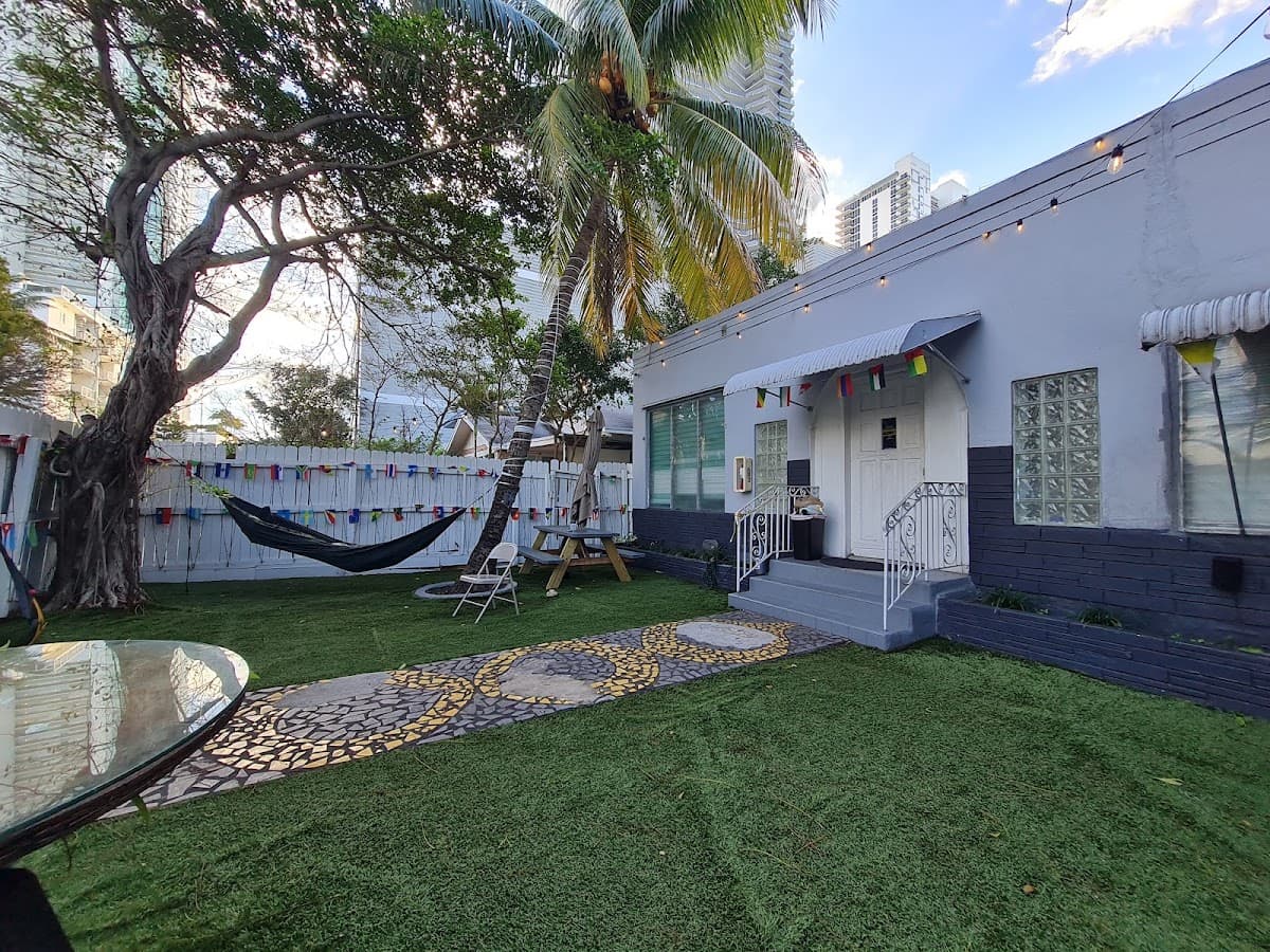 OQP Vacations Edgewater, Hostel in Miami