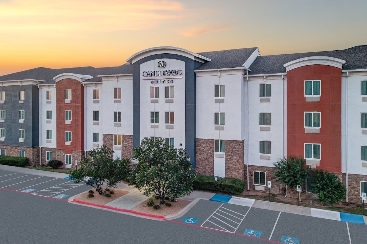 Candlewood Suites Midland SW by IHG, Aparthotel in Midland