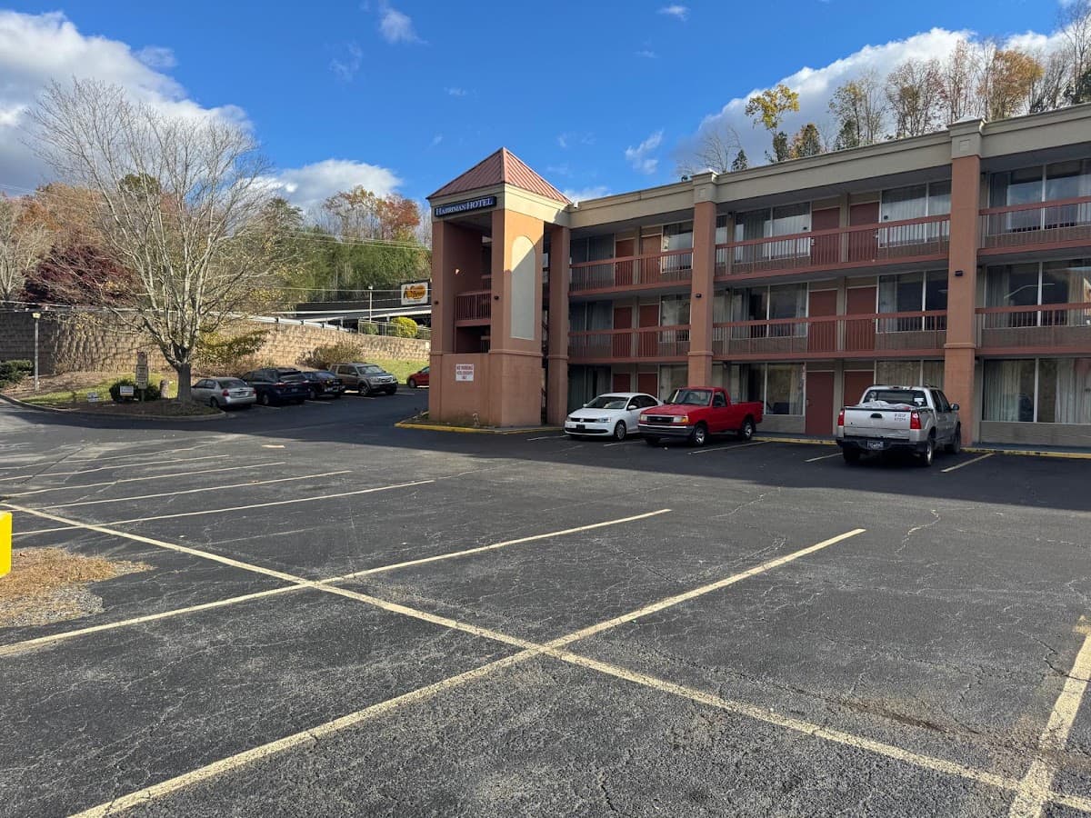 OYO Hotel Harriman near I-40, Hotel in Midtown