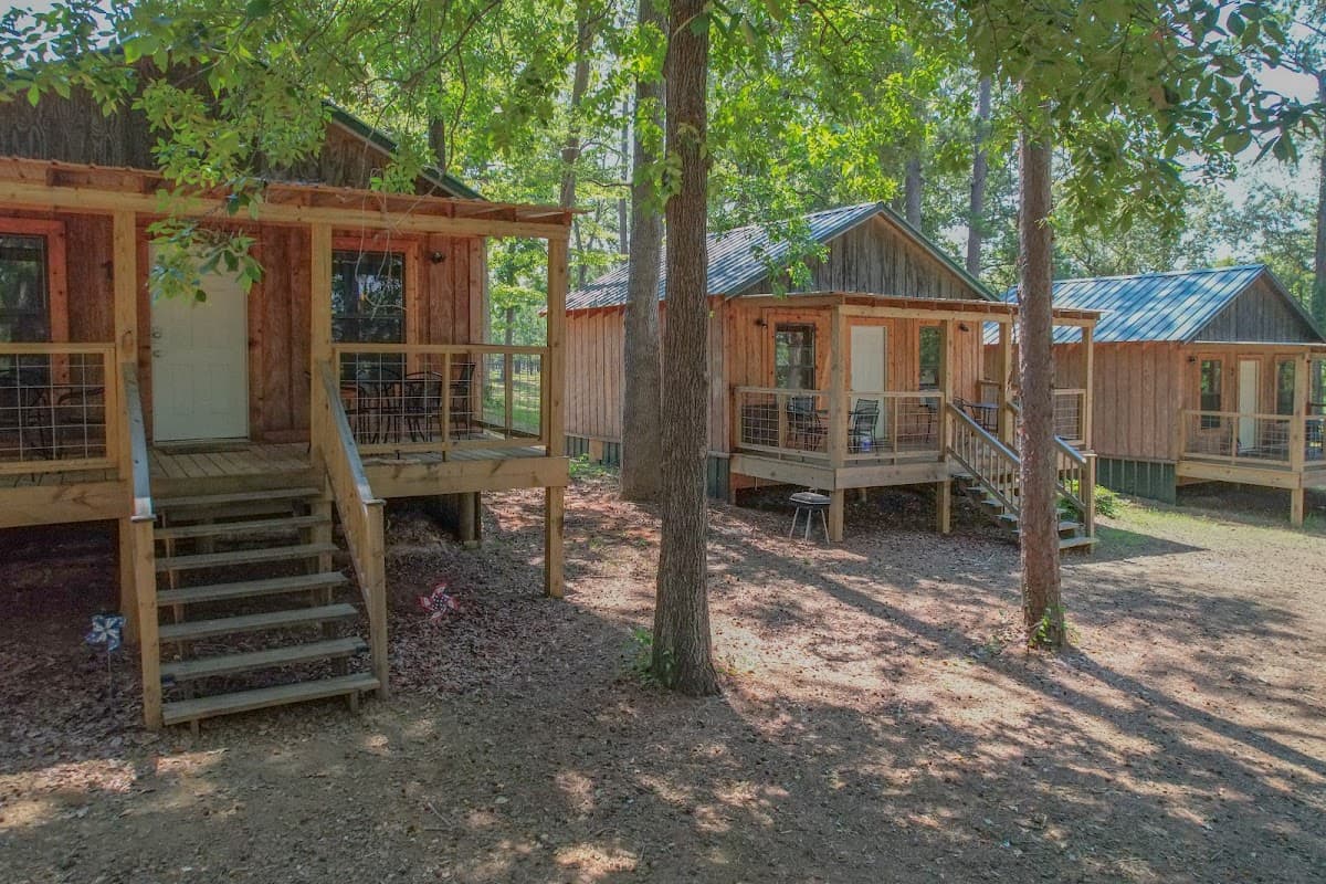 Lost Frontier RV Park and Marina, LLC, Caravan Park in Milam