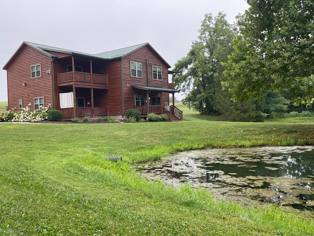 Waterview Lodge by Amish Country Lodging, Hotel in Millersburg