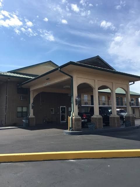 Regency Inn & Suites, Hotel in Millington
