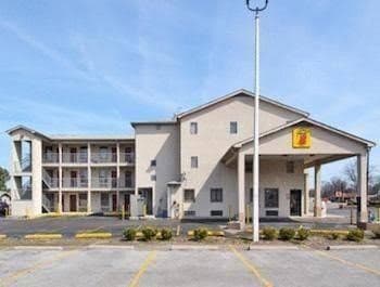 Super 10 Motel, Motel in Millington