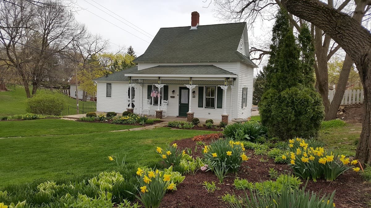 Cottage on Chestnut, Hotel in Mineral Point