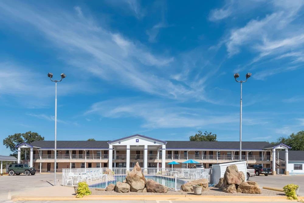 Relax Inn Mineral Wells, Hotel in Mineral Wells