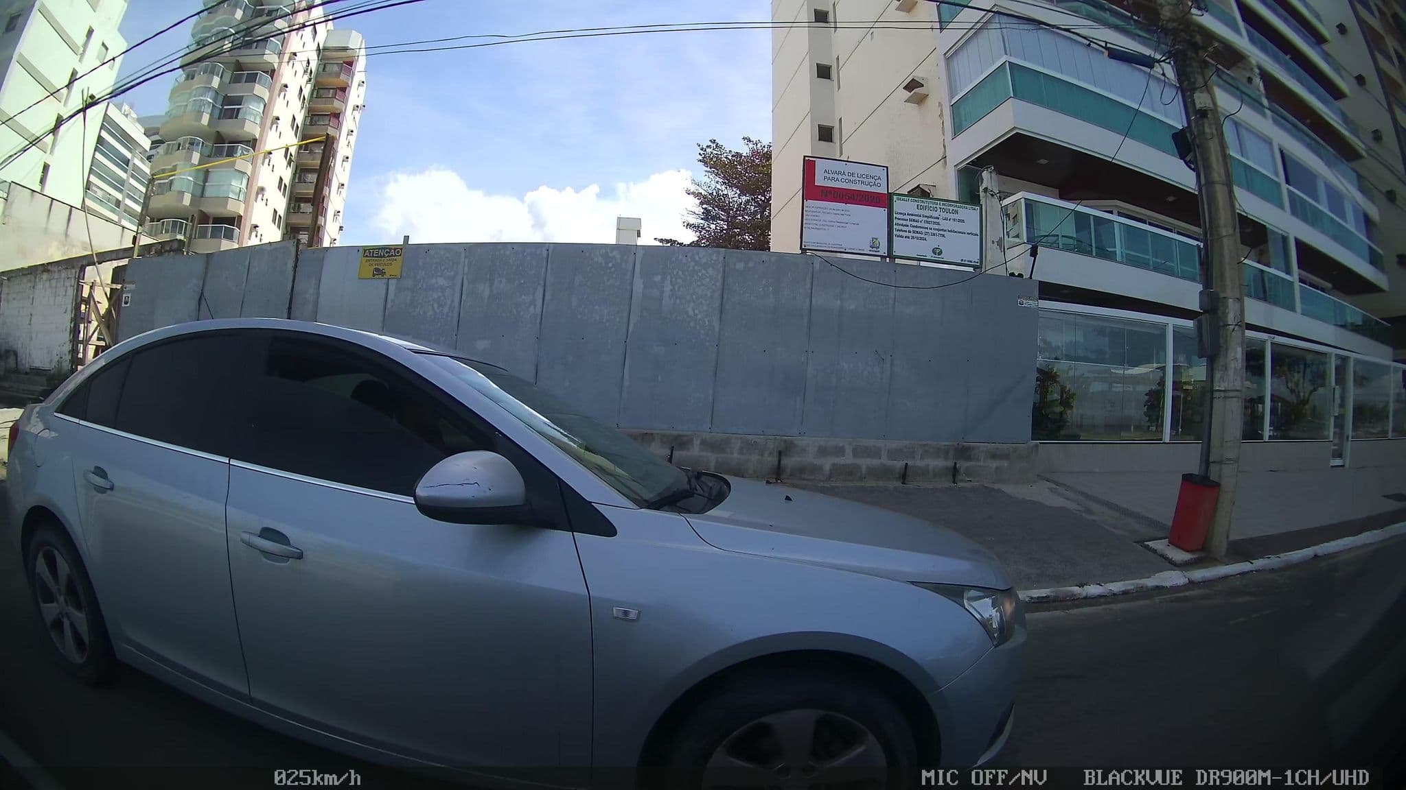 Street view near Marlin Praia Hotel, Guarapari — © kaart_2 (CC BY-SA · Mapillary)