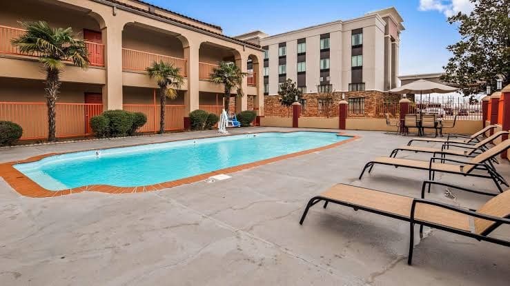 Americas Best Value Inn Monroe, Hotel in Lakeshore