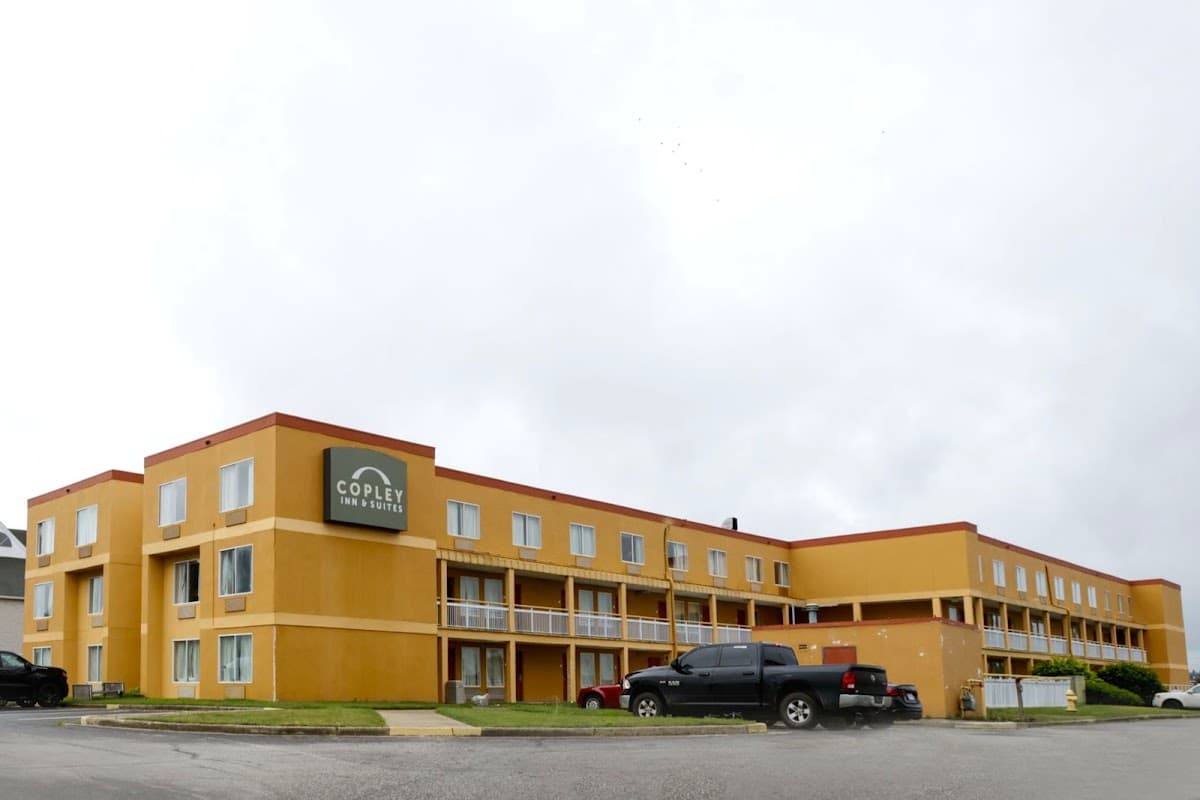 Copley Inn & Suites By OYO Akron OH, Hotel in Montrose-Ghent