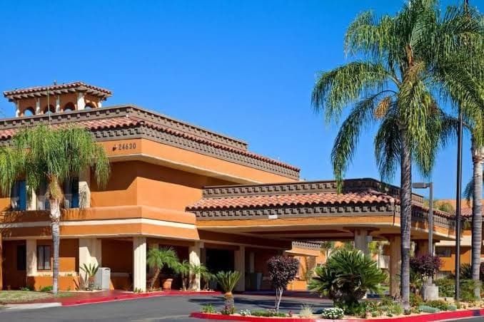 Hotel XOLA, Hotel in Moreno Valley