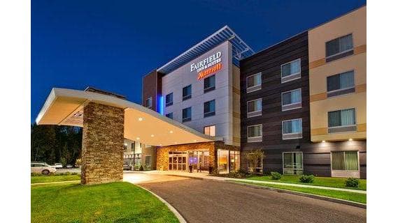 Fairfield by Marriott Inn & Suites Plattsburgh, Hotel in Plattsburgh West