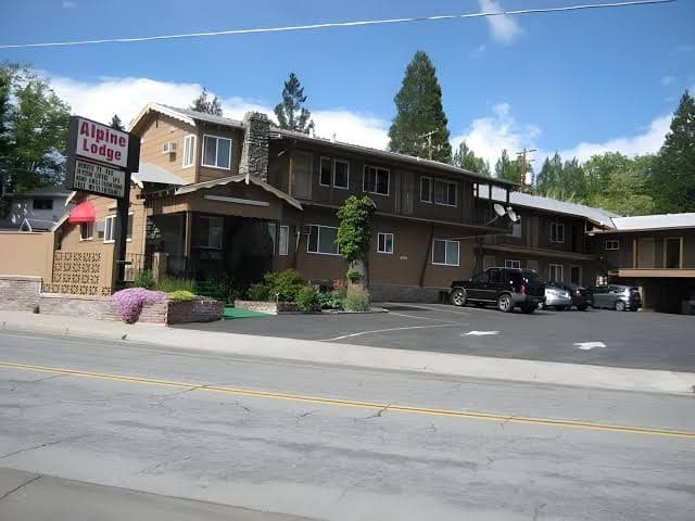 The Cottage Inn at Mount Shasta, Motel in Mount Shasta