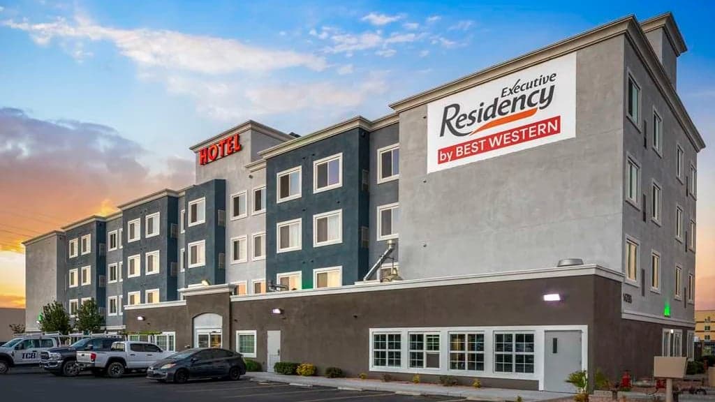 Executive Residency by Best Western Victorville, Hotel in Mountain View Acres