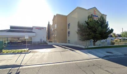 Spring Hill suites Victorville, Hisperia, California, Hotel in Mountain View Acres
