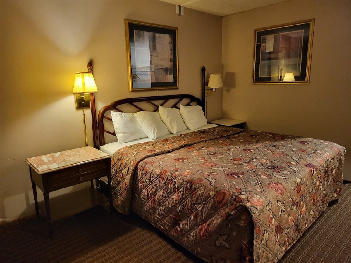 Napoleon Inn and Suites, Hotel in Napoleon