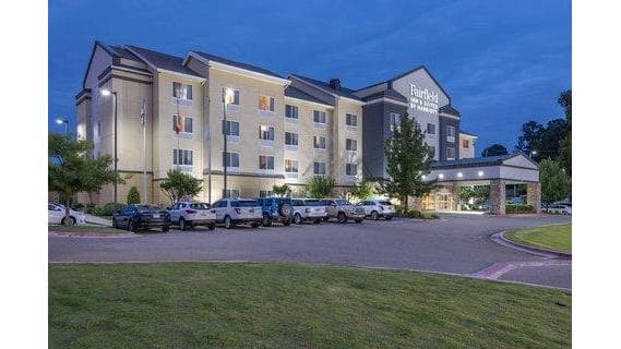 Fairfield by Marriott Inn & Suites Texarkana, Hotel in Wake Village