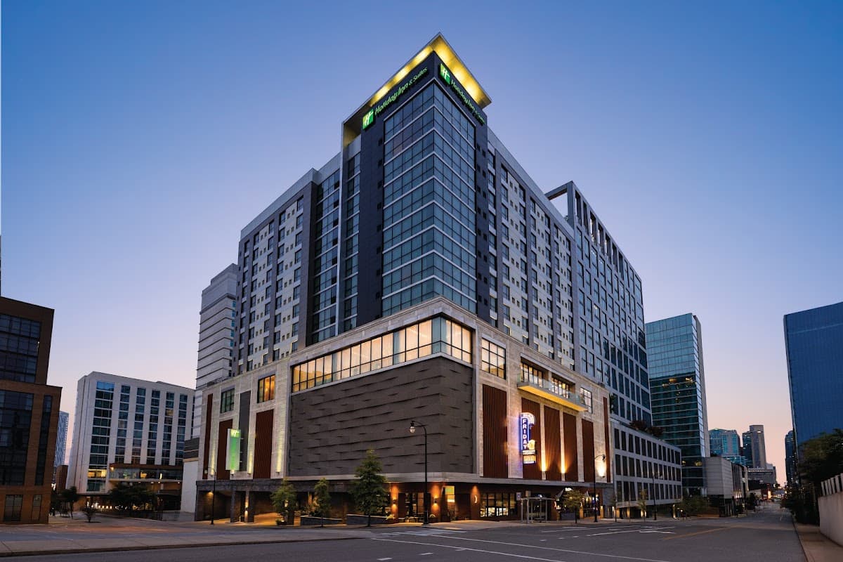 Holiday Inn & Suites Nashville Downtown - Broadway by IHG, Hotel in Nashville