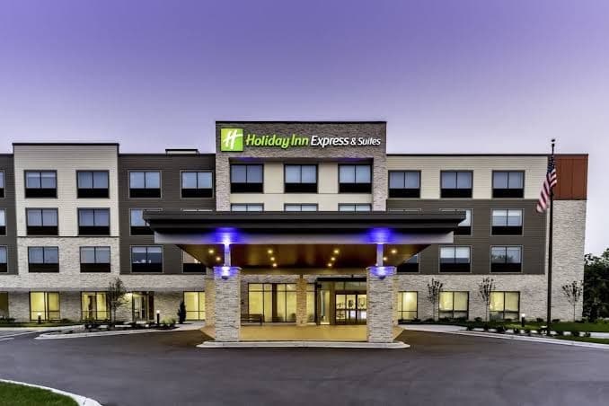 Holiday Inn Express & Suites Milwaukee - West Allis, an IHG Hotel, Hotel in West Allis
