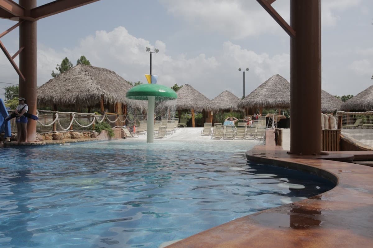 The Resort at Schlitterbahn New Braunfels, Resort in New Braunfels