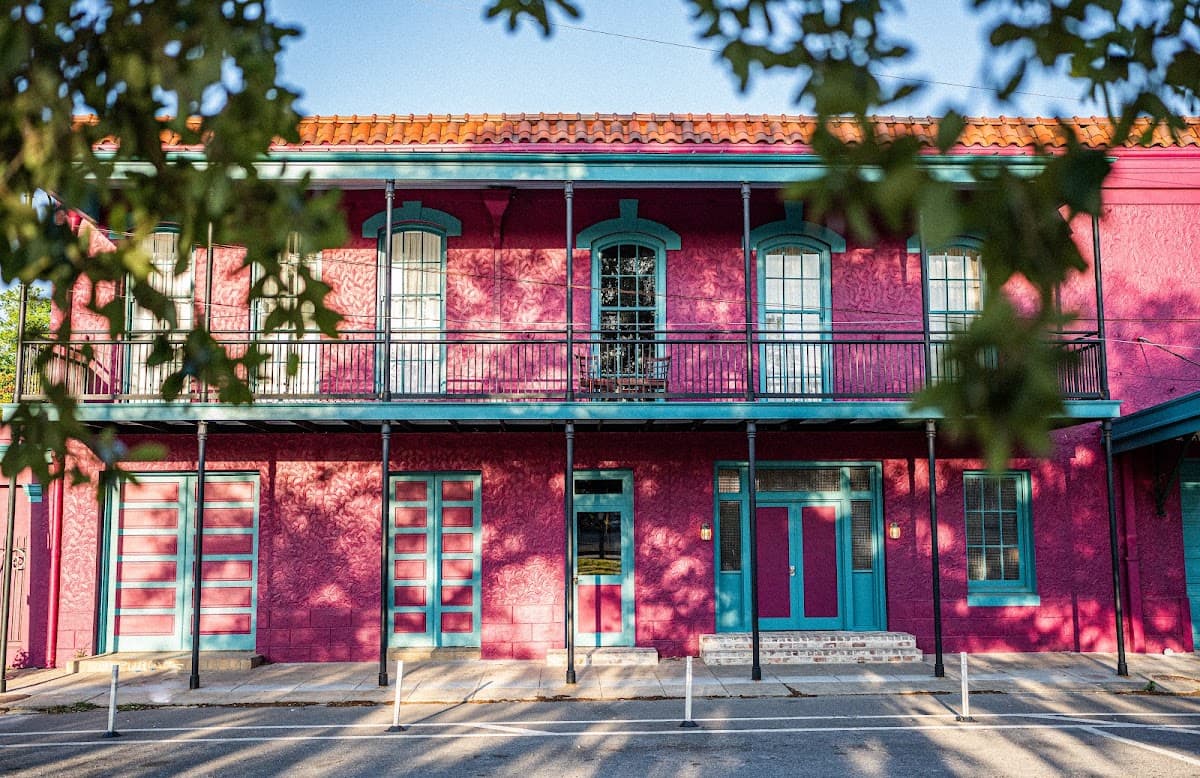 The Hotel Pompadour, Hotel in New Orleans
