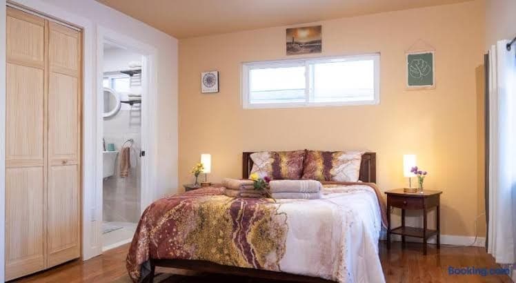 Arlington Oasis Guest House - Entire Place, Guesthouse in Jersey City