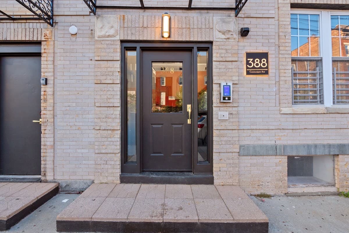 388 Communipaw Furnished Rentals, Holiday Home in Jersey City