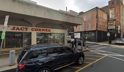 Taxi, Hotel in Newark