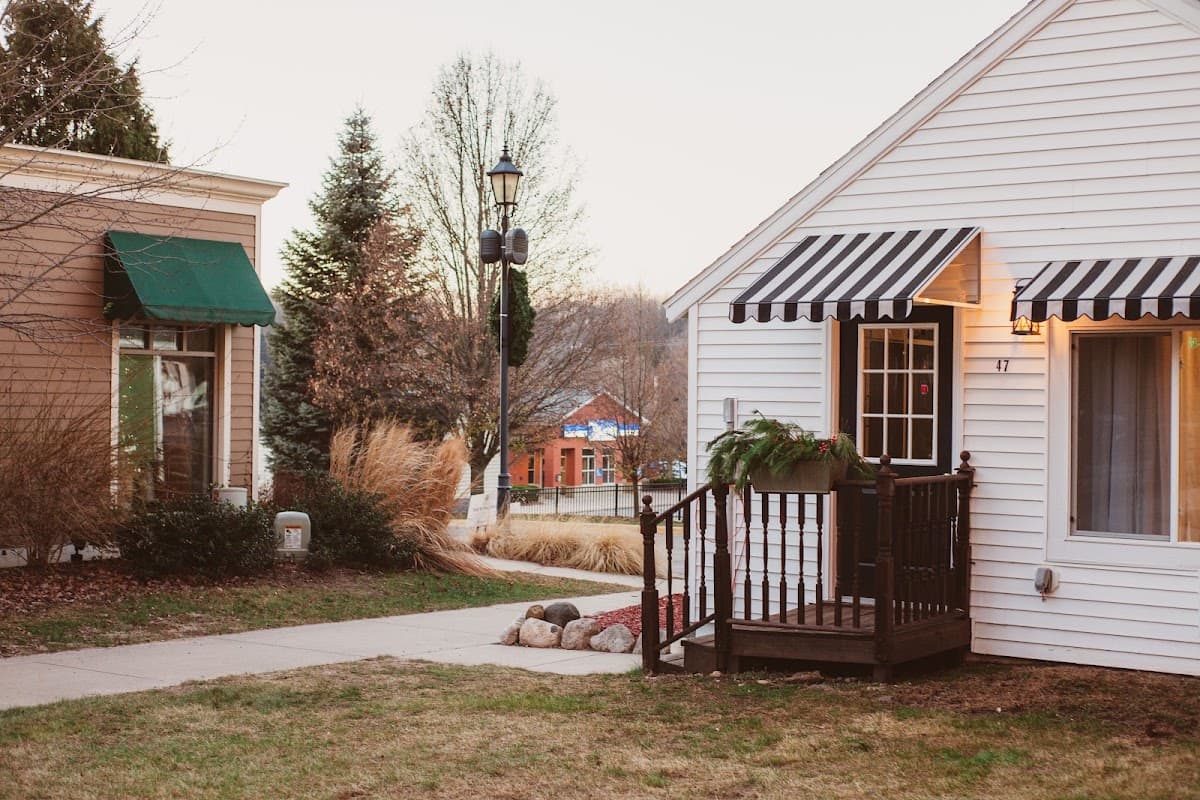 The Free Spirit Retreat: Nightly Rental, Hotel in Newaygo