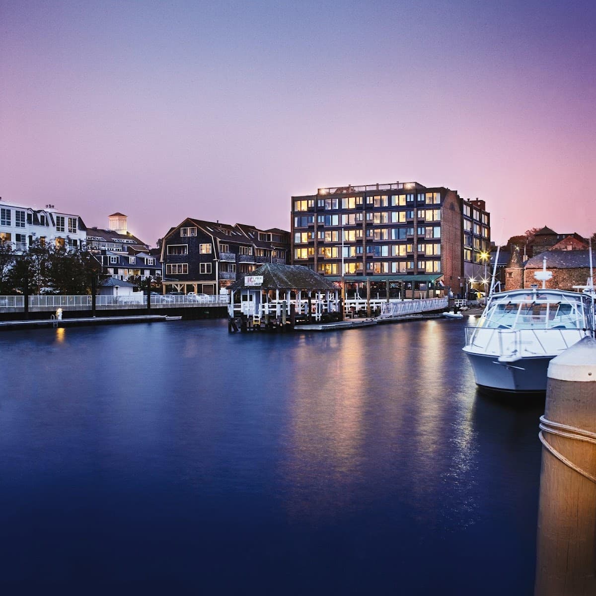 Club Wyndham Inn on the Harbor, Resort in Newport