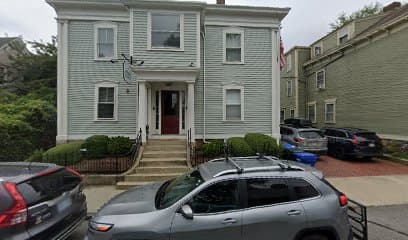 Beautiful Home Historic Spring St, Hotel in Newport